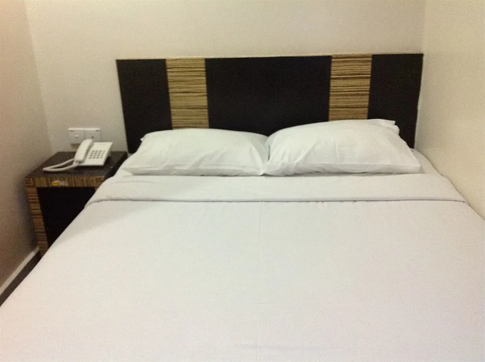 Hotel Traveller Kota Kinabalu