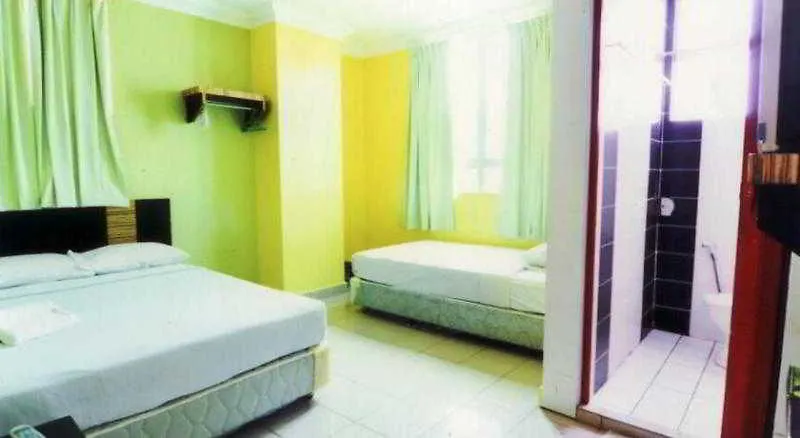Hotel Traveller Kota Kinabalu